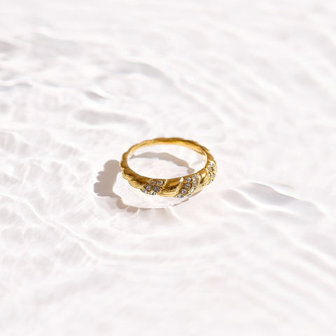 Crystal Twist Dome Ring