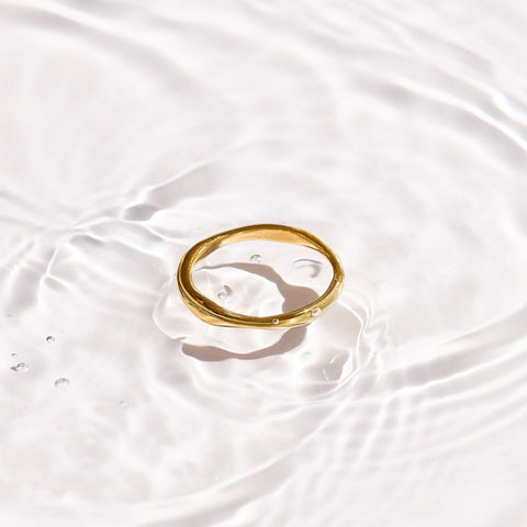 Smooth Wave Band Ring