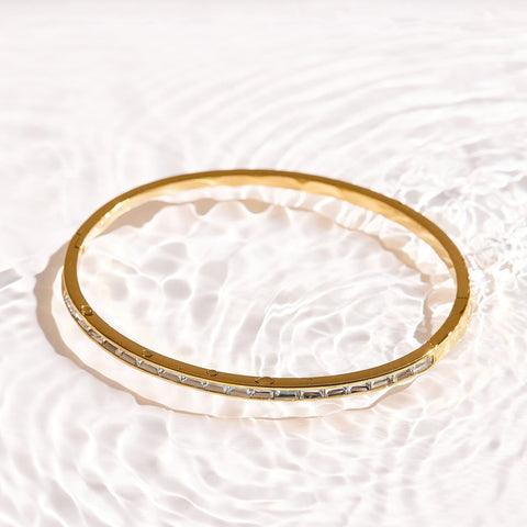 Old Money Bangle